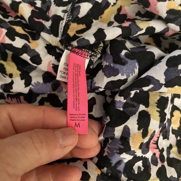 Betsey Johnson Pajama Top Animal Print Collared Short Sleeves Multicolor Medium - Picture 6 of 6